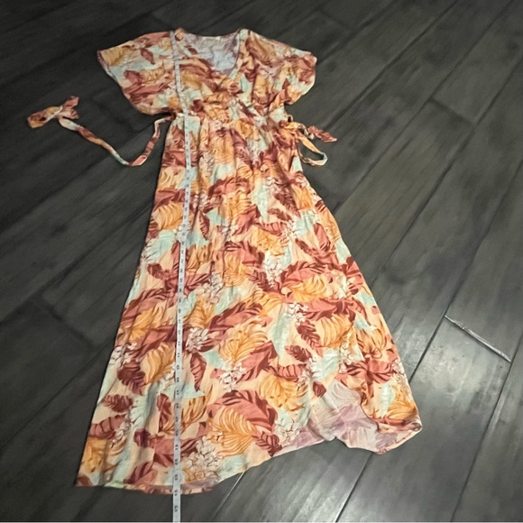 Ripcurl Namotu Wrap Maxi Dress in Apricot - Size Medium - Picture 12 of 16